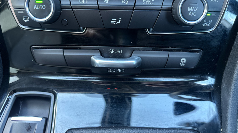 BMW 2 Series 218i Luxury 5dr Step Auto Petrol Estate